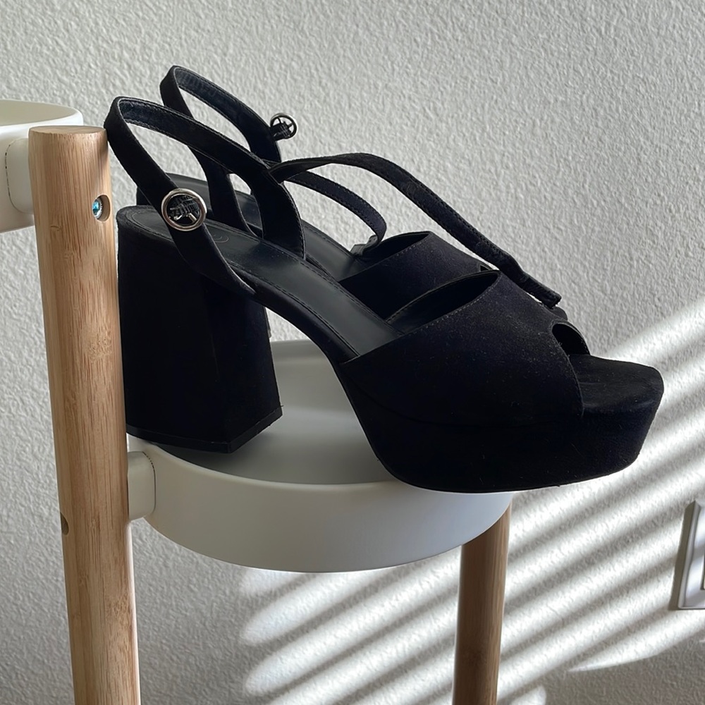 Urban Outfitters Black Platform Chunky Heel